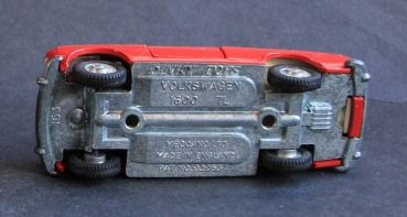 Dinky Toys England Volkswagen 1600 TL Fastback1965 DieCast Model (3710)